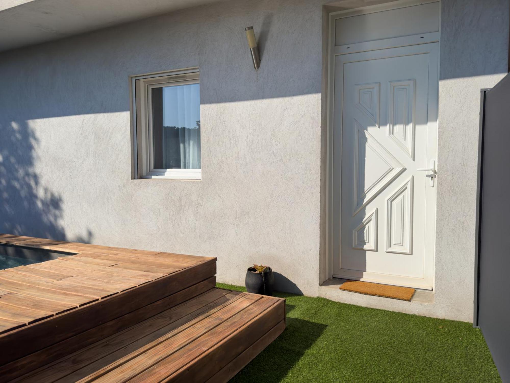 Ste Marguerite Elegant T2 Avec Terrasse Apartment Marseille Exterior photo